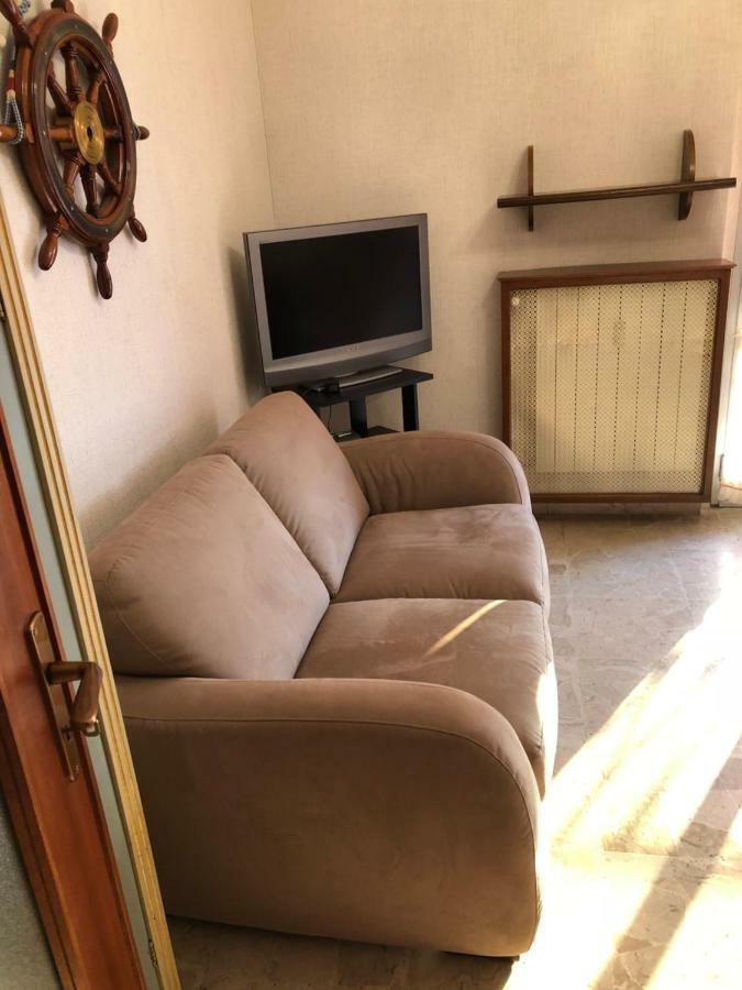 Sea View Riviera Deluxe Apartman Loano Kültér fotó